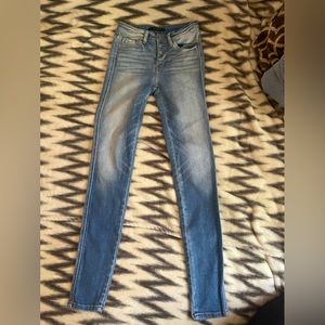 Light wash Flying Monkey high rise skinny jeans : size 25